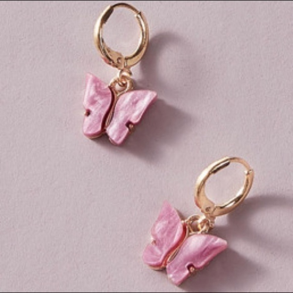 3/$30 💛 Pink Acrylic Butterfly Earrings